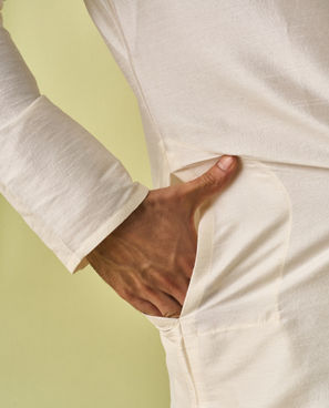 Diwas Men Warm White Elegance Kurta Pajama