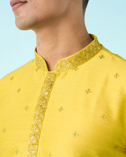 Diwas Men Mehndi Green Delight Kurta Pajama