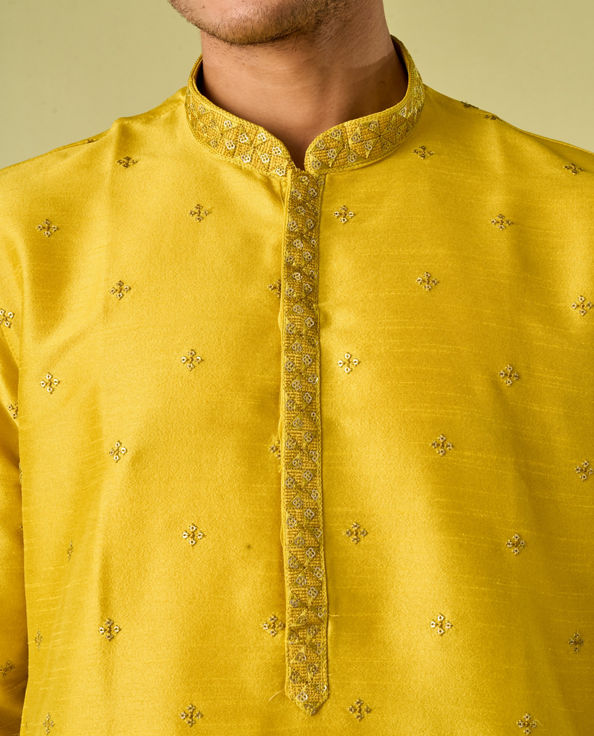 Diwas Men Mehndi Green Delight Kurta Pajama