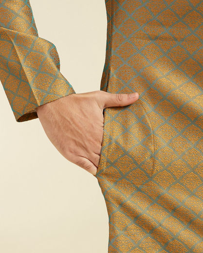 Diwas Men Fawn Jaal Patterned Kurta Pajama