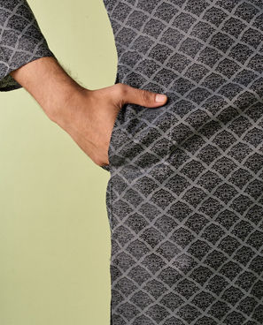 Diwas Men Grey Elegance Kurta Pajama