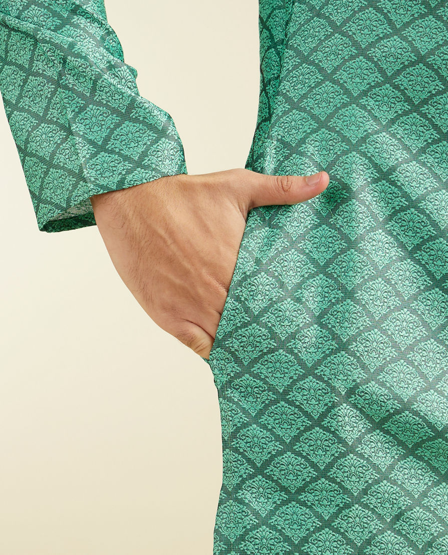 Diwas Men Soft Green Jaal Patterned Kurta Pajama