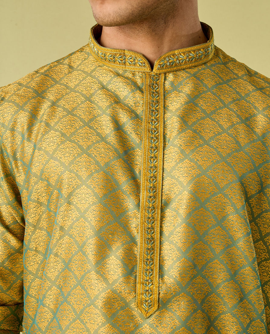 Diwas Men Mehendi Green Elegance Kurta Pajama