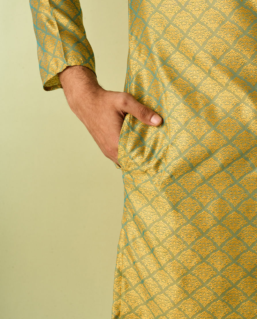 Diwas Men Mehendi Green Elegance Kurta Pajama
