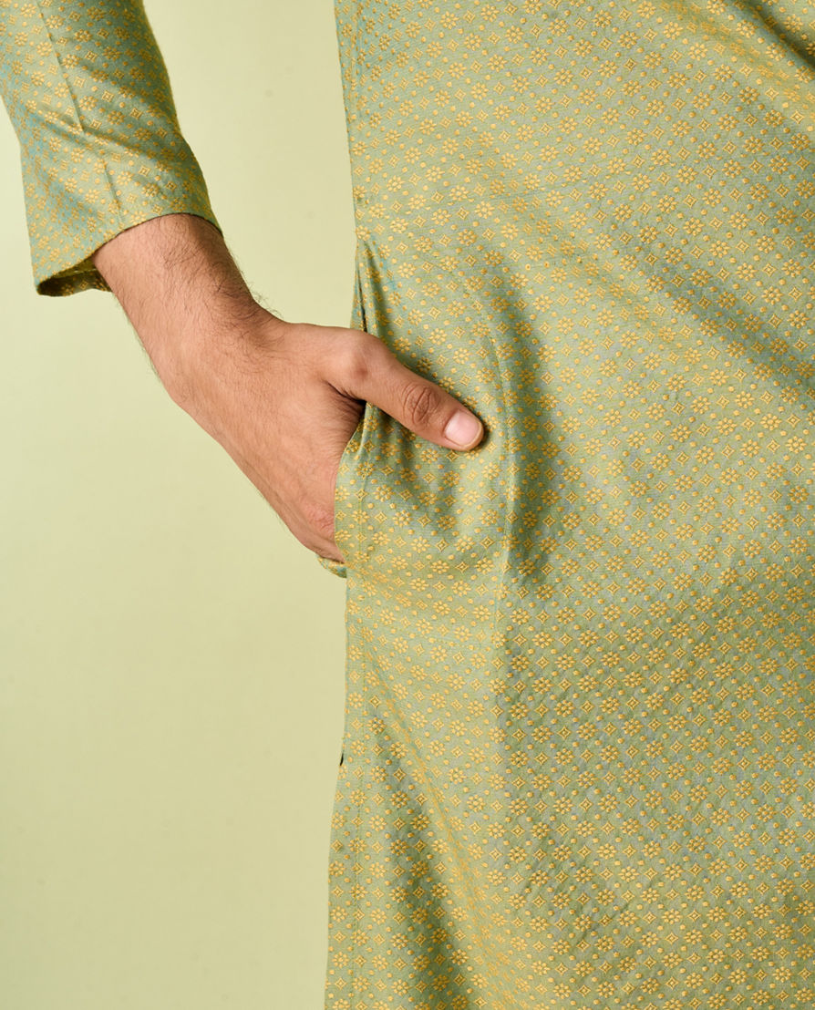 Diwas Men Mehndi Green Elegance Kurta Pajama