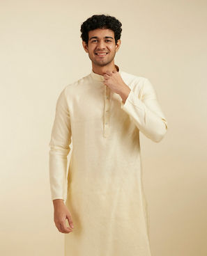 Diwas Men Cream White Honeycomb Patterned Kurta Pajama