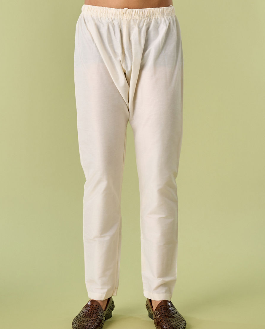 Diwas Men Dark Green Kurta Pajama