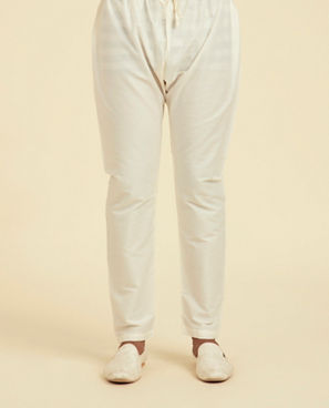 Diwas Men Cream Colored Elegance Kurta Pajama