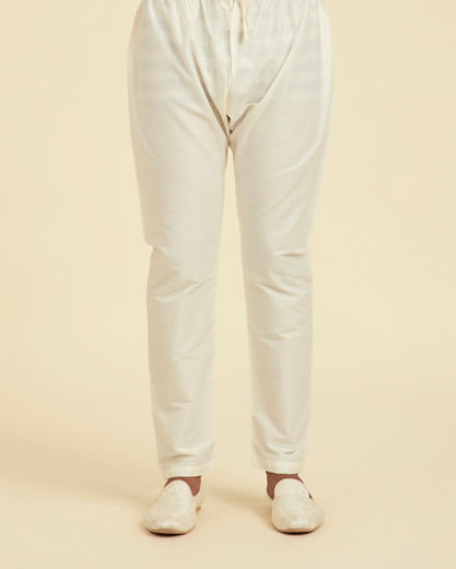 Diwas Men Cream Colored Elegance Kurta Pajama