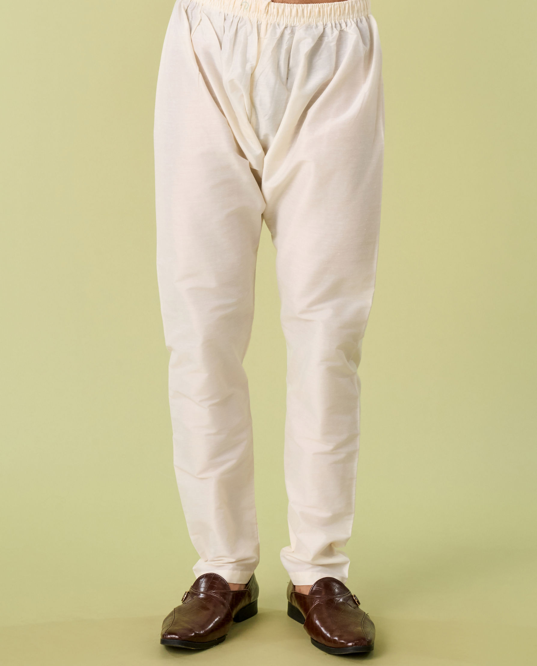 Diwas Men Maroon Elegance Kurta Pajama