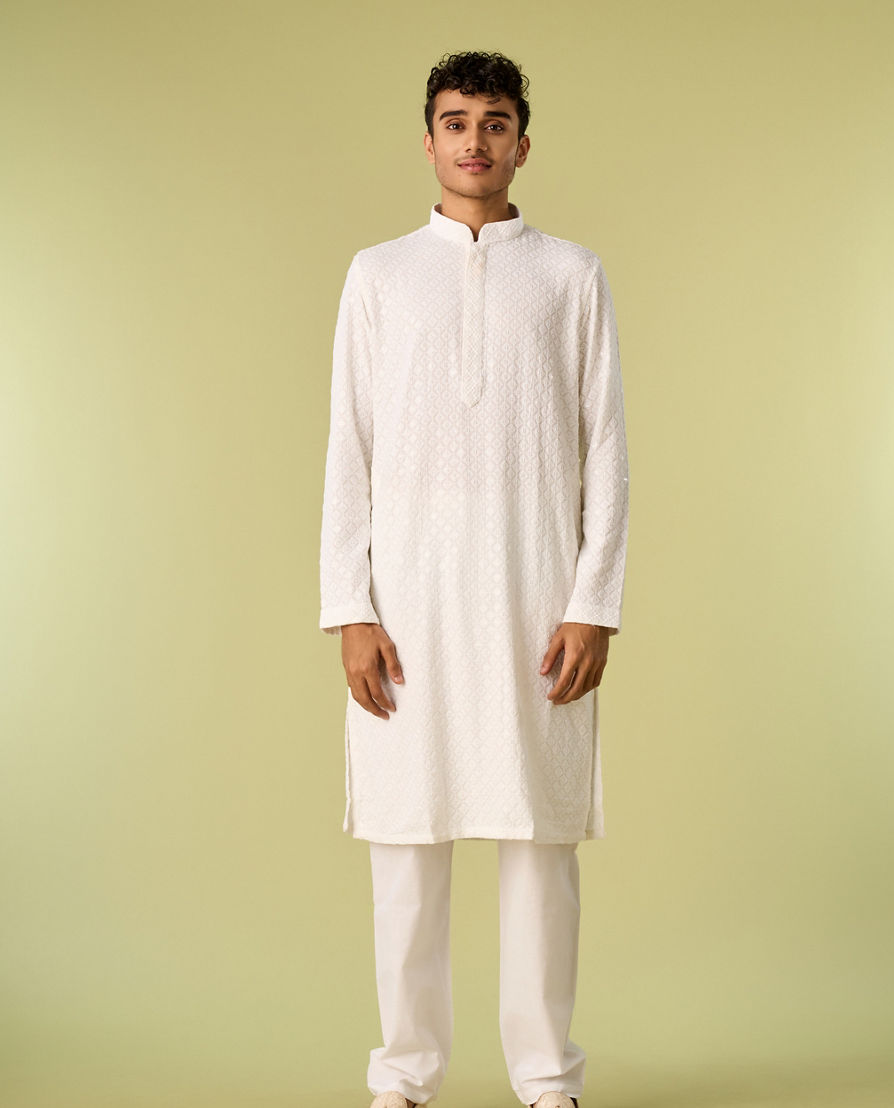 Diwas Men Glistening White Viscose Kurta Pajama