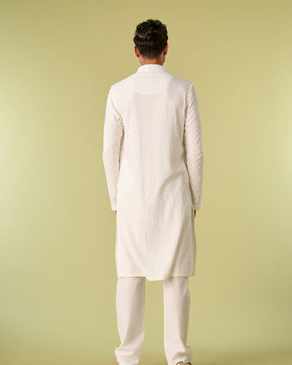 Diwas Men Glistening White Viscose Kurta Pajama
