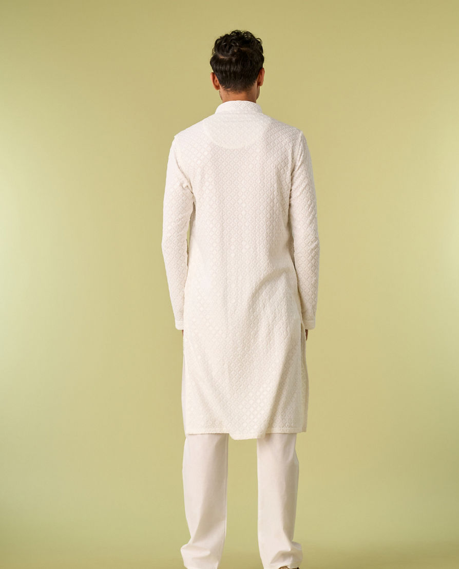 Diwas Men Glistening White Viscose Kurta Pajama