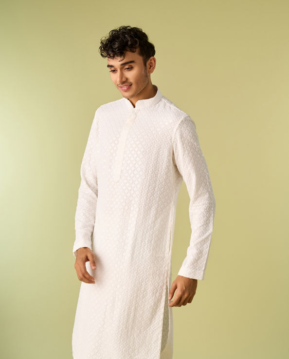 Diwas Men Glistening White Viscose Kurta Pajama