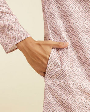 Diwas Men Baby Pink Grid Printed Kurta Pajama