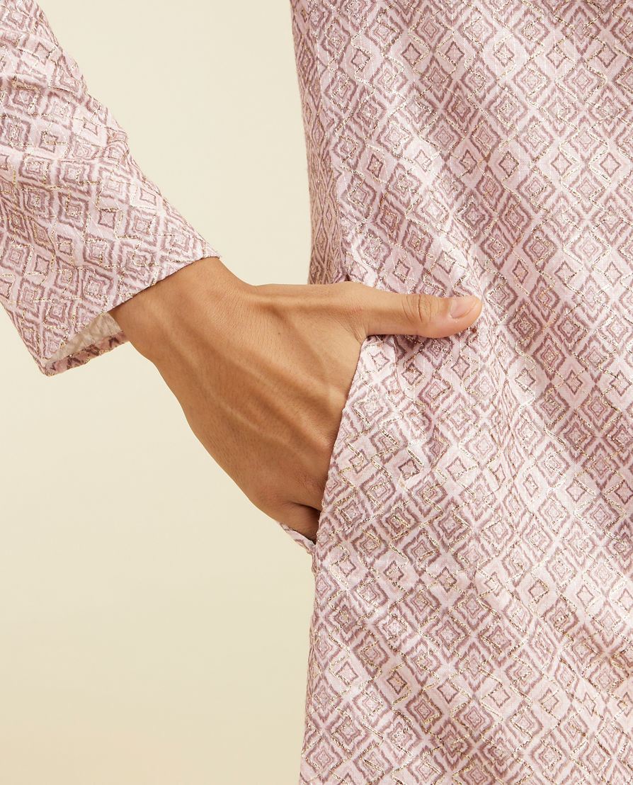 Diwas Men Baby Pink Grid Printed Kurta Pajama