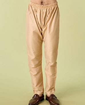 Diwas Men Elegant Peach Silk Kurta Pajama Set