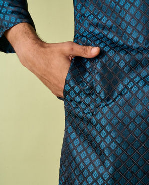 Diwas Men Teal Blue Satin Elegance Kurta Pajama