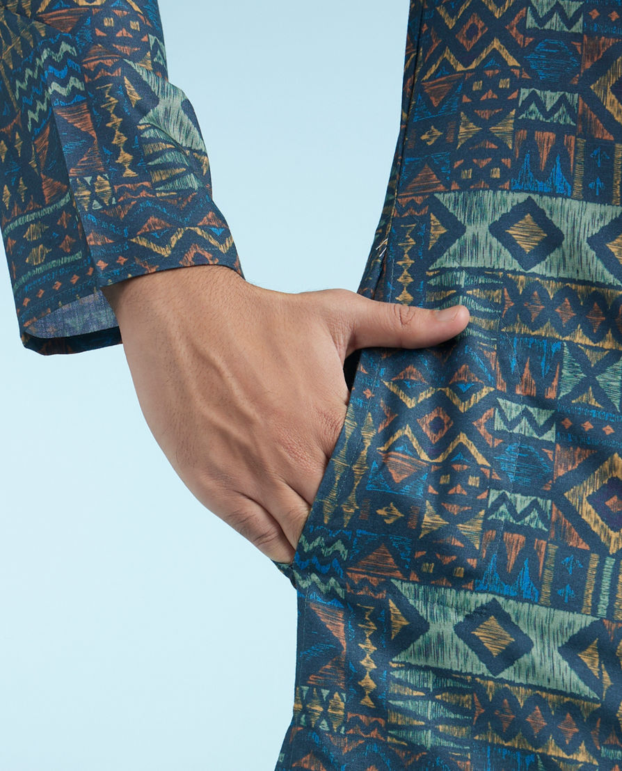 Diwas Men Elegant Teal Blue Kurta Pajama