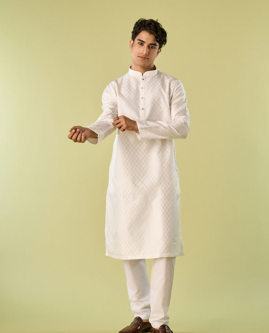 Diwas Men Regal White Kurta Pajama Set