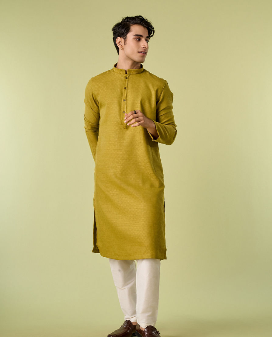 Diwas Men Mehndi Green Elegance Kurta Pajama