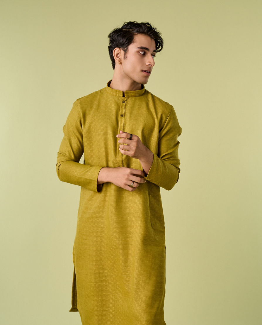 Diwas Men Mehndi Green Elegance Kurta Pajama