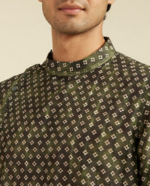 Diwas Men Bottle Green Bandhani Printed Angrakha Style Kurta Pajama