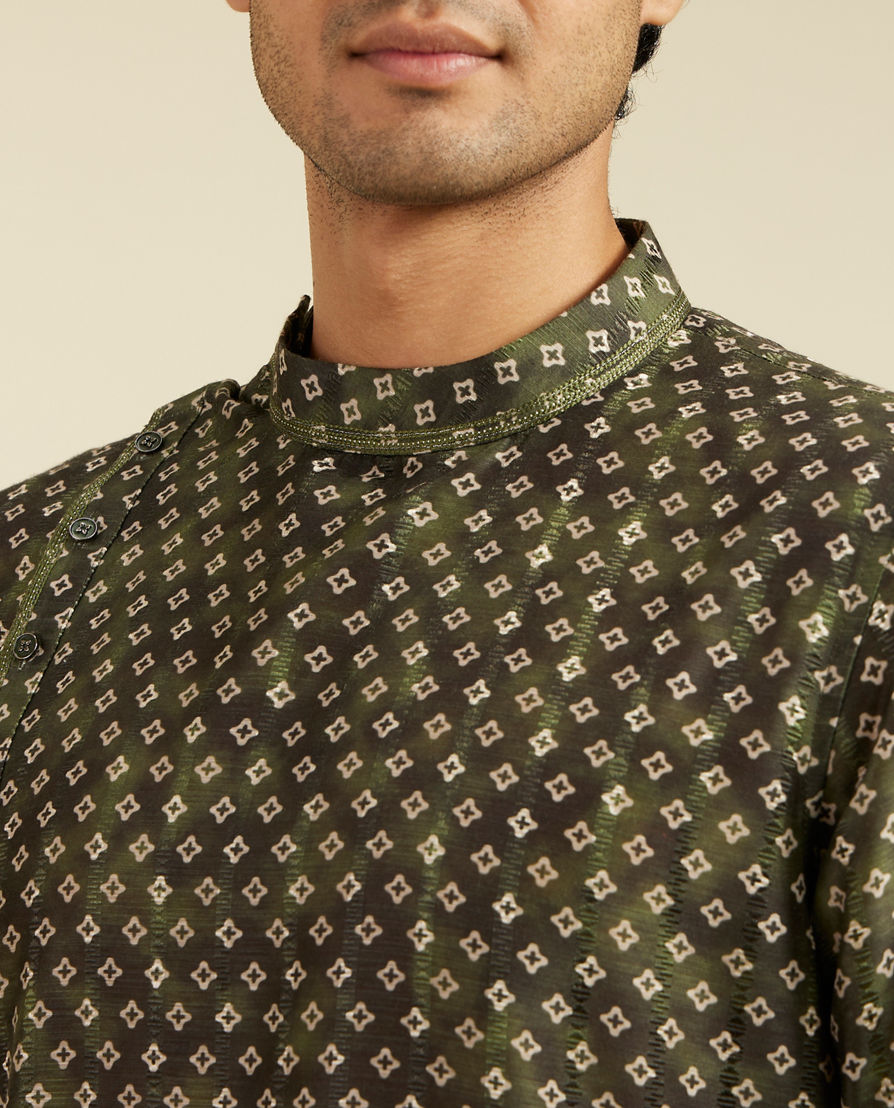 Diwas Men Bottle Green Bandhani Printed Angrakha Style Kurta Pajama