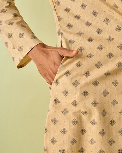 Diwas Men Fawn Elegance Kurta Pajama