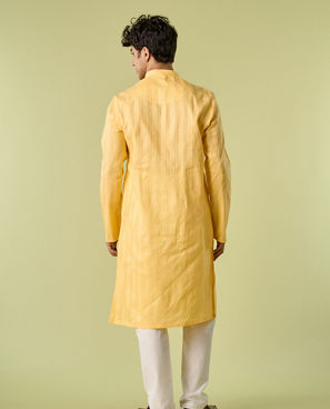 Diwas Men Dazzling Yellow Kurta Pajama