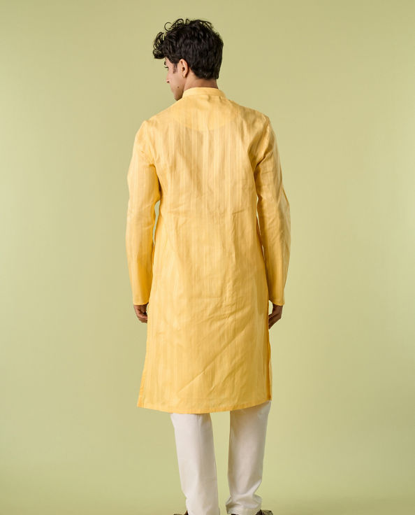 Diwas Men Dazzling Yellow Kurta Pajama