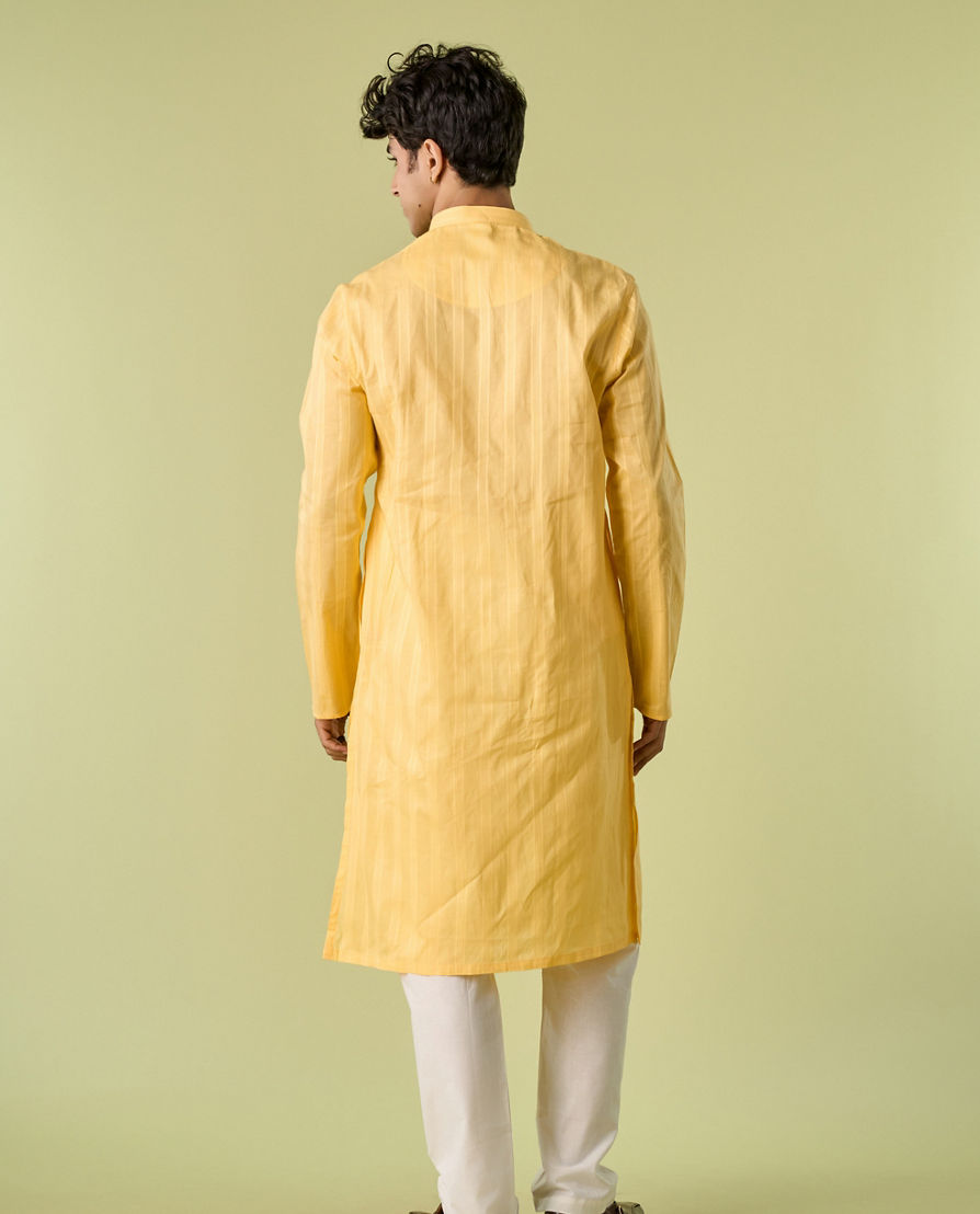 Diwas Men Dazzling Yellow Kurta Pajama