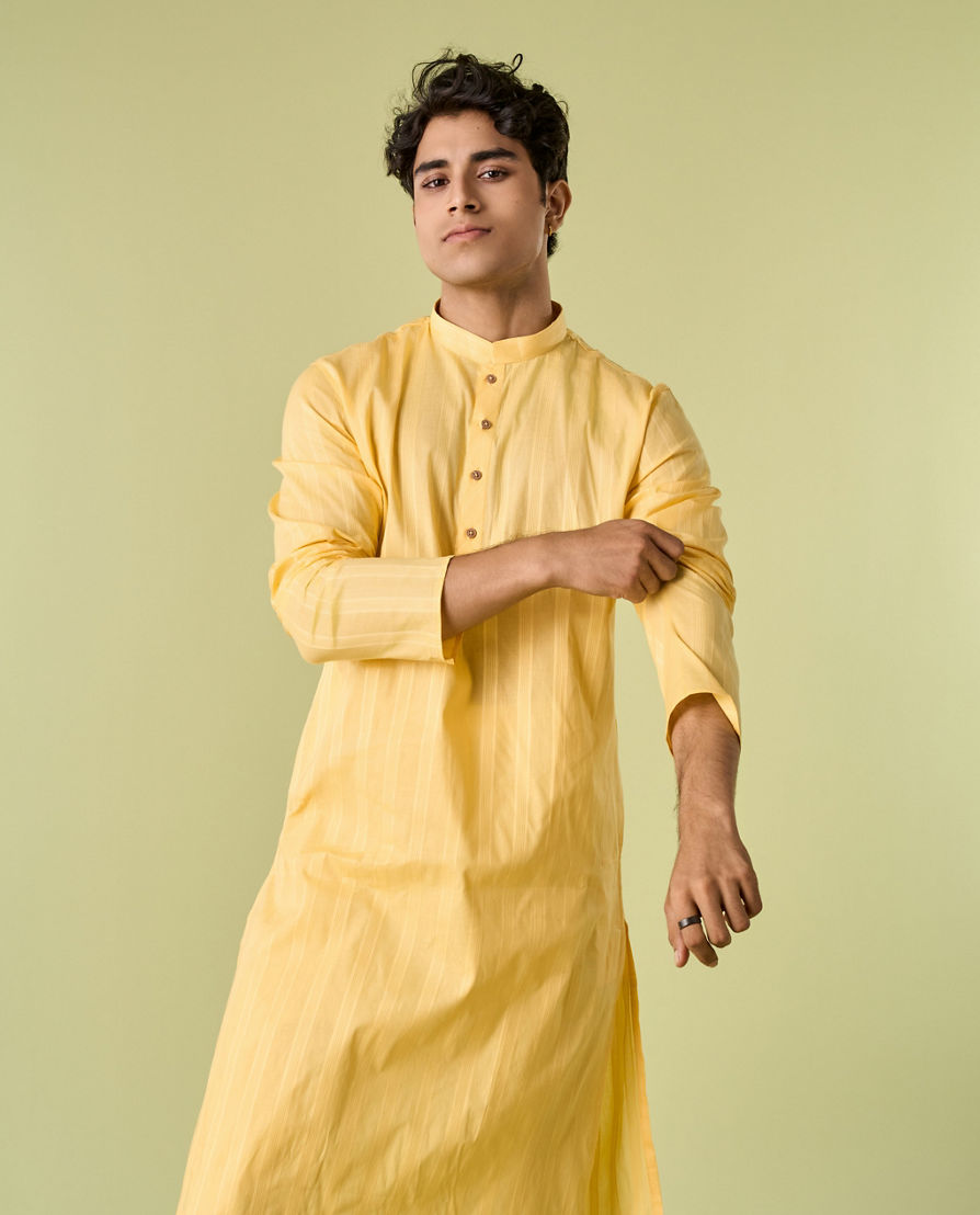 Diwas Men Dazzling Yellow Kurta Pajama