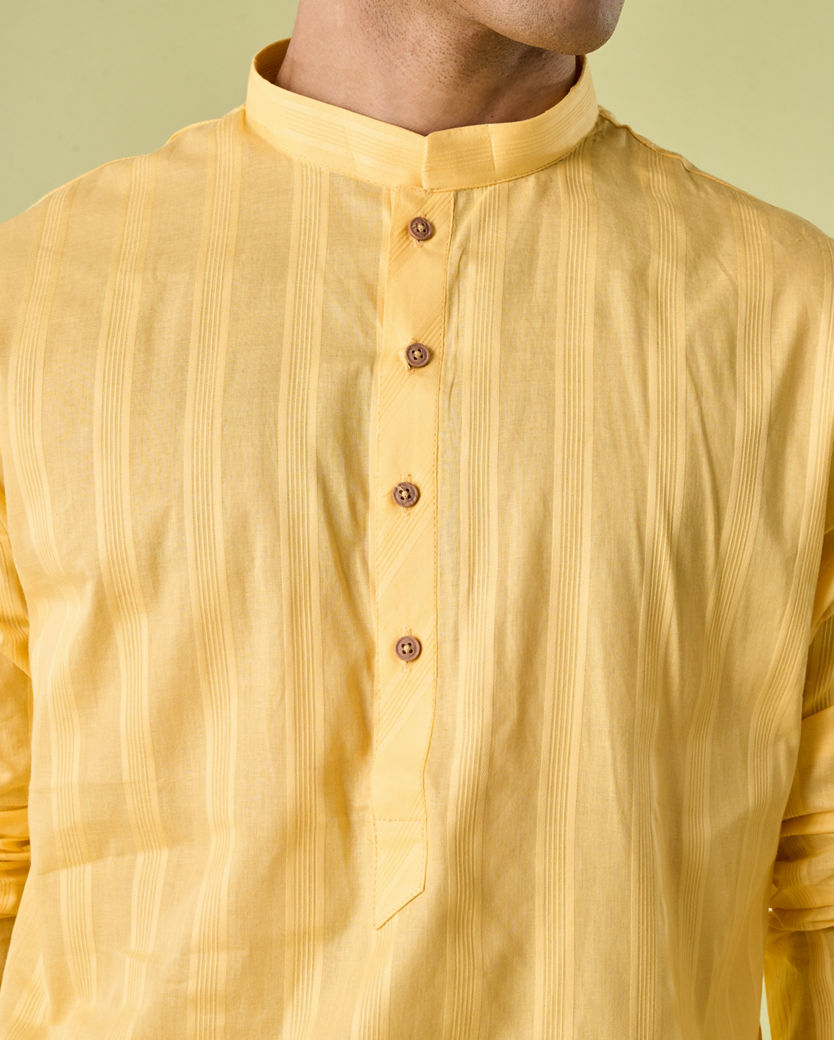 Diwas Men Dazzling Yellow Kurta Pajama