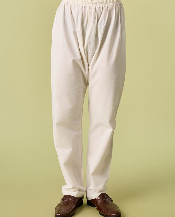 Diwas Men Dazzling Yellow Kurta Pajama