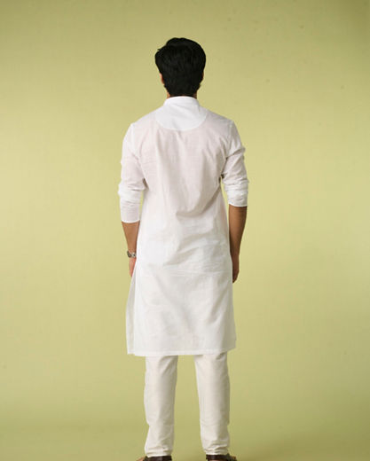 Diwas Men Elegant White Cotton Kurta Pajama