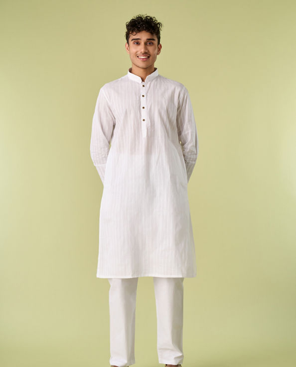 Diwas Men Elegant White Cotton Kurta Pajama