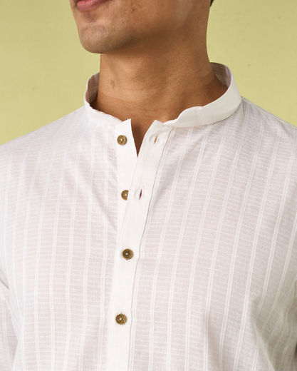 Diwas Men Elegant White Cotton Kurta Pajama