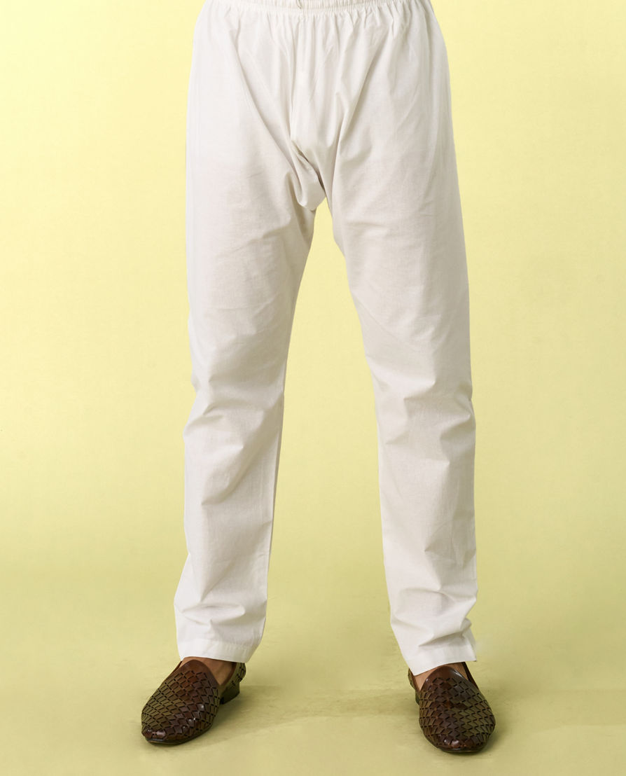 Diwas Men Radiant White Cotton Kurta Pajama