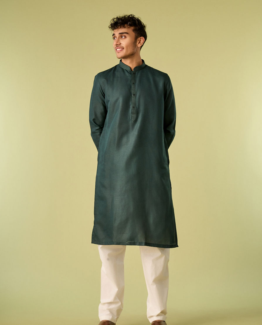 Diwas Men Dark Green Elegance Kurta Pajama