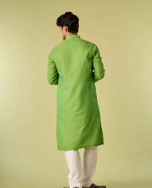 Diwas Men Light Mid Green Cotton Curated Kurta Pajama