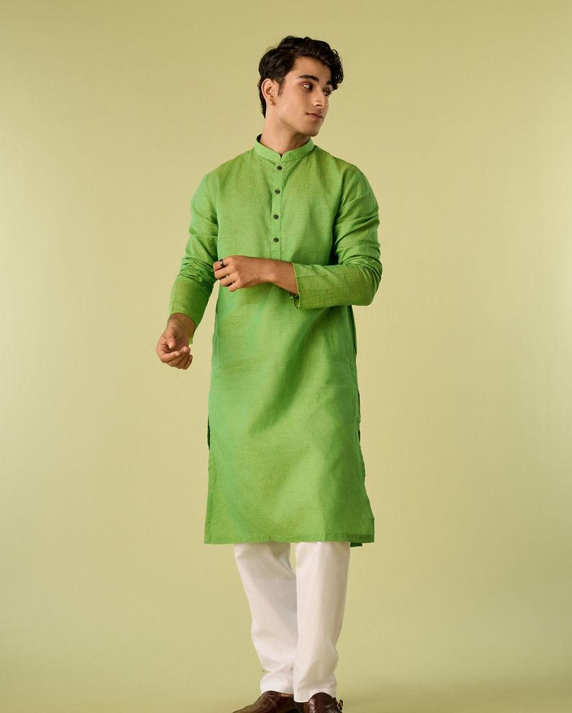 Diwas Men Light Mid Green Cotton Curated Kurta Pajama