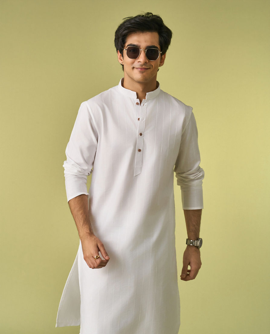 Diwas Men White Cotton Radiance Kurta Pajama