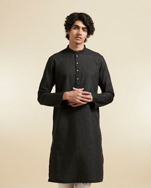 Diwas Men Spellbinding Black Kurta and Pajama Set