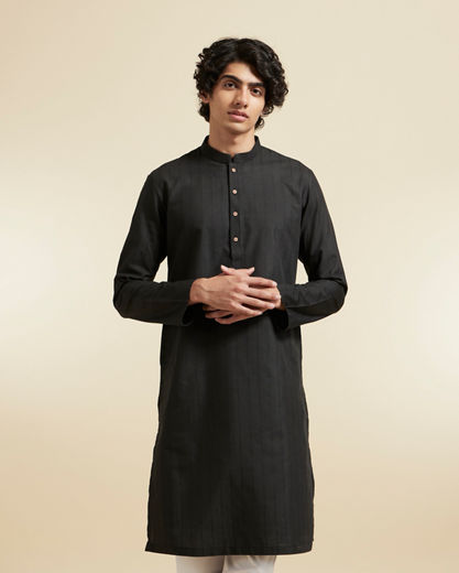 Diwas Men Spellbinding Black Kurta and Pajama Set