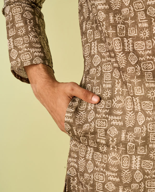 Diwas Men Soothing Olive Green Kurta Pajama