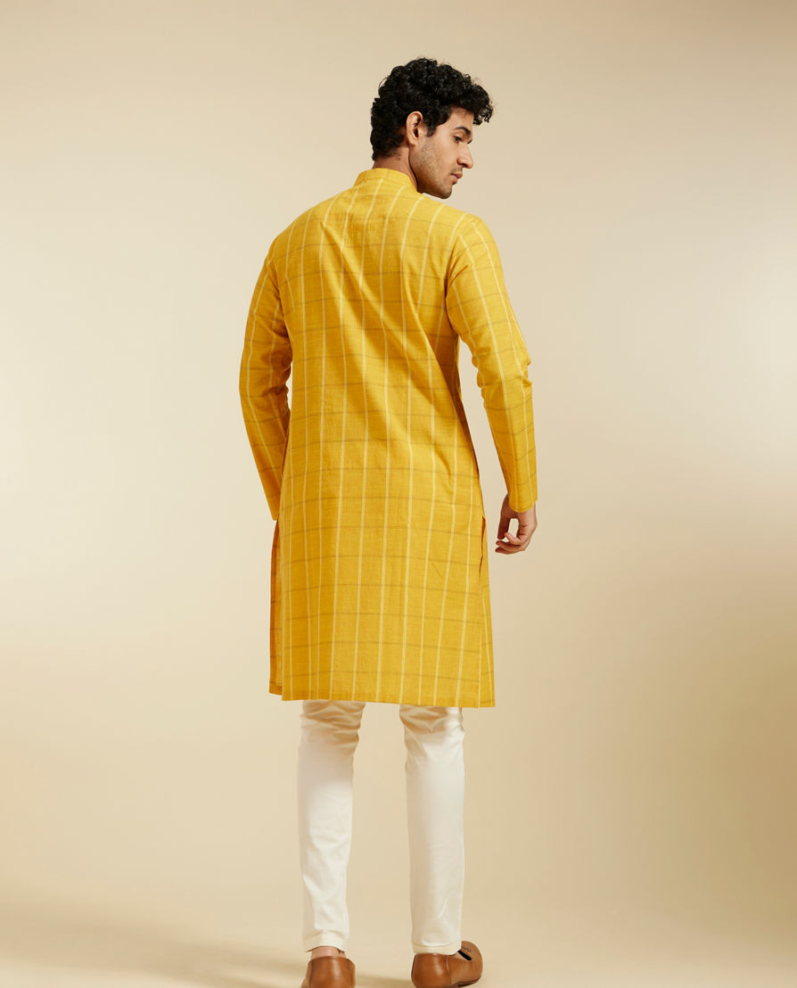 Diwas Men Mustard Yellow Windowpane Checks Patterned Kurta Pajama