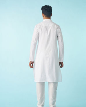 Diwas Men Elegant White Cotton Kurta Pajama