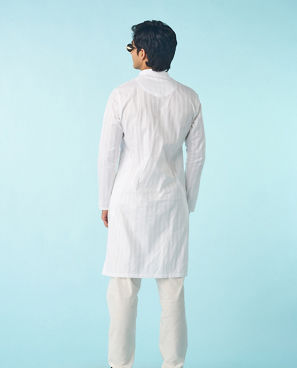 Diwas Men White Elegance Kurta Pajama