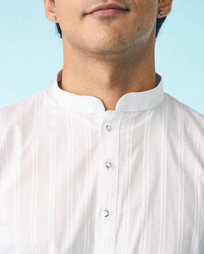 Diwas Men White Elegance Kurta Pajama